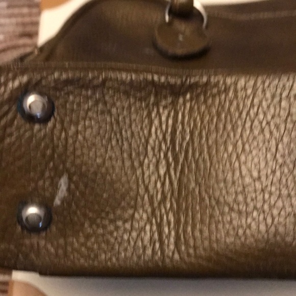 Vintage olive green pebble leather purse - Picture 3 of 13